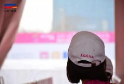 娱乐吃瓜戴手环的是谁啊,娱乐圈新热点引热议